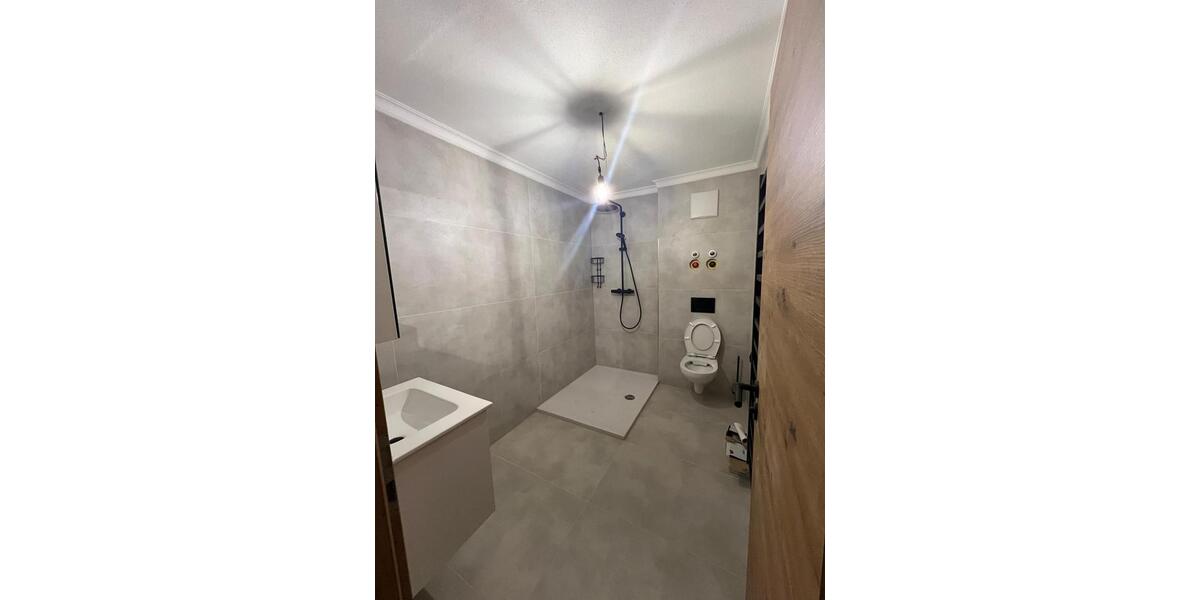 Etagenwohnung Freilassing - 4 Zimmer, 82 m&sup2;, 1.480&euro; | Angebot:25440164