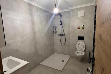 Wohnung Freilassing - 4 Zimmer, 82 m&sup2;, 1.480&euro; | Angebot:25440164