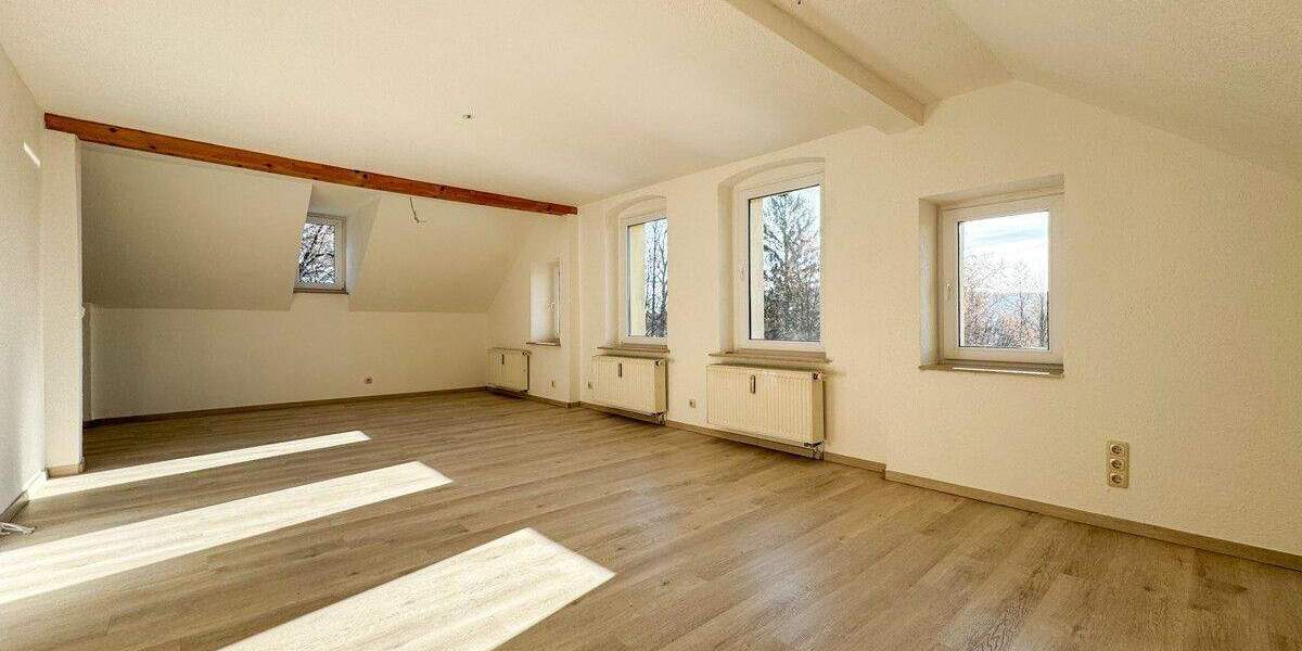 Etagenwohnung Schneeberg - 3 Zimmer, 80 m&sup2;, 540&euro; | Angebot:24838839