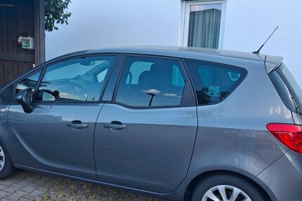 Opel Meriva 109.000 km 7.890 &euro; Ruppertshofen 73577