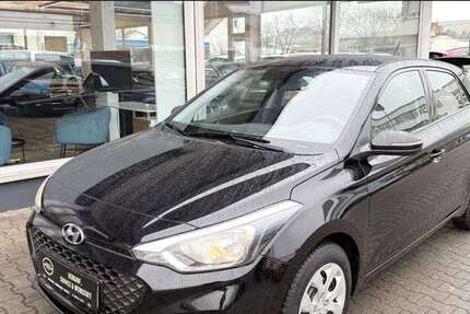 Hyundai i20 123.400 km 8.990 &euro; Geisenheim 65366