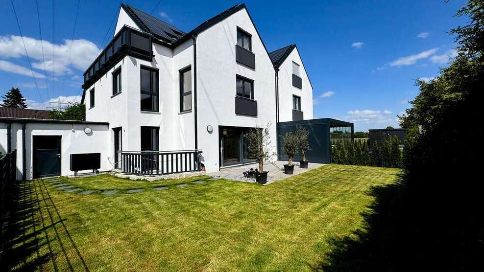 Haus zum Kaufen in Neusäß 1.290.000 € 225 m²