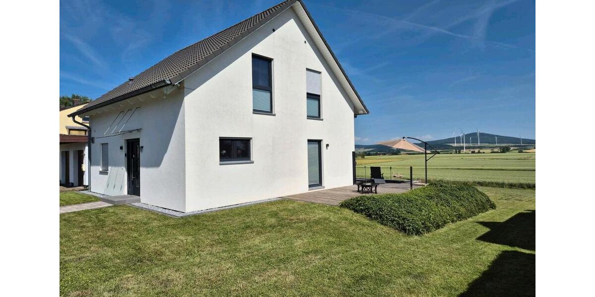 Einfamilienhaus Schenklengsfeld - 4 Zimmer, 138 m&sup2;, 330.000&euro; | Angebot:27009887
