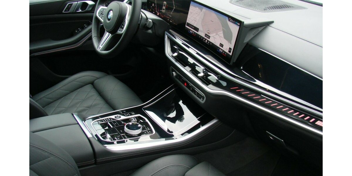 BMW X5 M60 i V8 M-Sport Pro xDrive Exclusiv Pano Luftf 12.812 km 82.980 &euro; Falkensee 14612