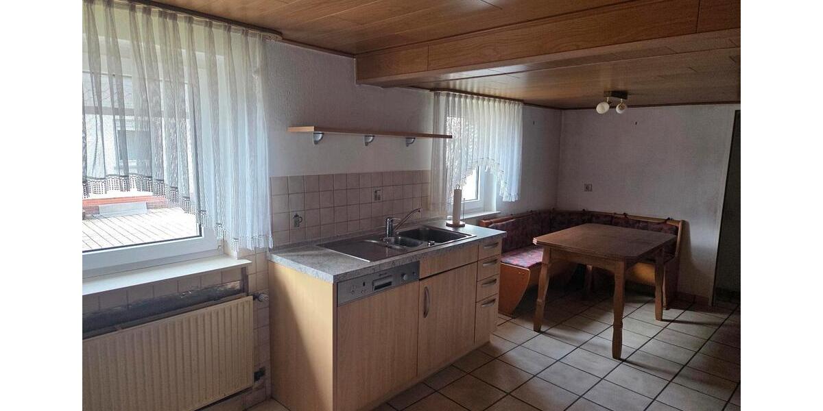 Einfamilienhaus Wilnsdorf - 9 Zimmer, 205 m&sup2;, 159.000&euro; | Angebot:26962353