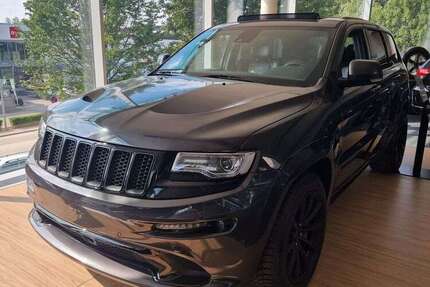 Jeep Grand Cherokee 155.650 km 29.990 € München 81827