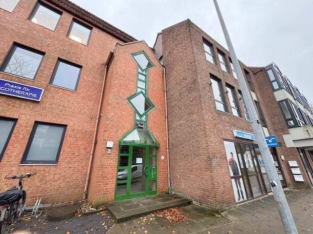 Gewerbeobjekt Ahrensburg - 6 Zimmer, 172 m&sup2;, 1.640&euro; | Angebot:24648928