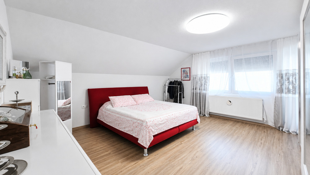 Einfamilienhaus Waldshut-Tiengen Tiengen - 7 Zimmer, 202 m&sup2;, 697.000&euro; | Angebot:26862725