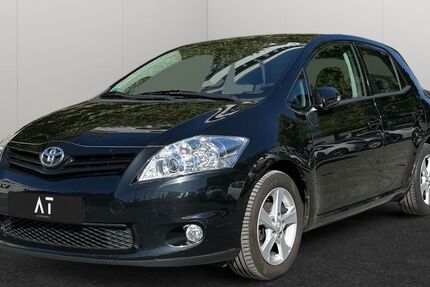 Toyota Auris 161.821 km 4.990 &euro; Frankfurt am Main 65933