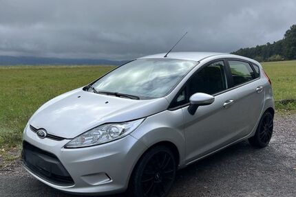 Ford Fiesta 131.000 km 4.250 € Elsenfeld 63820