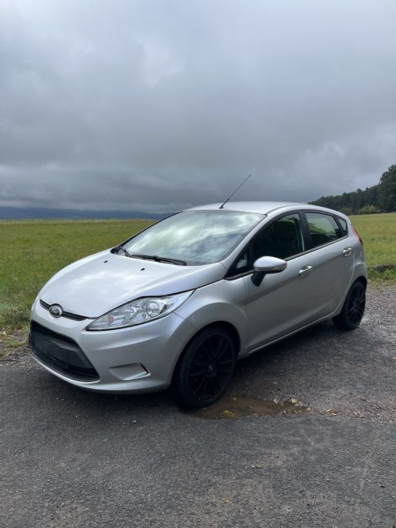 Ford Fiesta 131.000 km 4.250 € Elsenfeld 63820