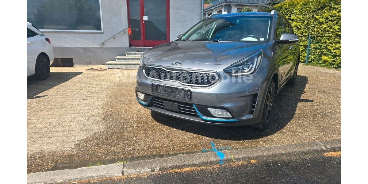 Kia Niro 160.000 km 11.799 &euro; Wald-Michelbach 69483