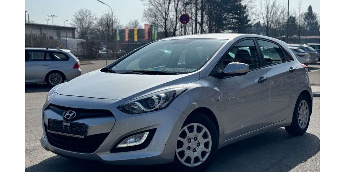 Hyundai i30 95.000 km 6.990 &euro; Augsburg 86154