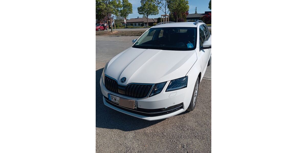 Skoda Octavia 105.000 km 13.910 &euro; Rottweil 78628