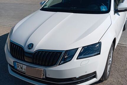 Skoda Octavia 105.000 km 13.990 &euro; Rottweil 78628