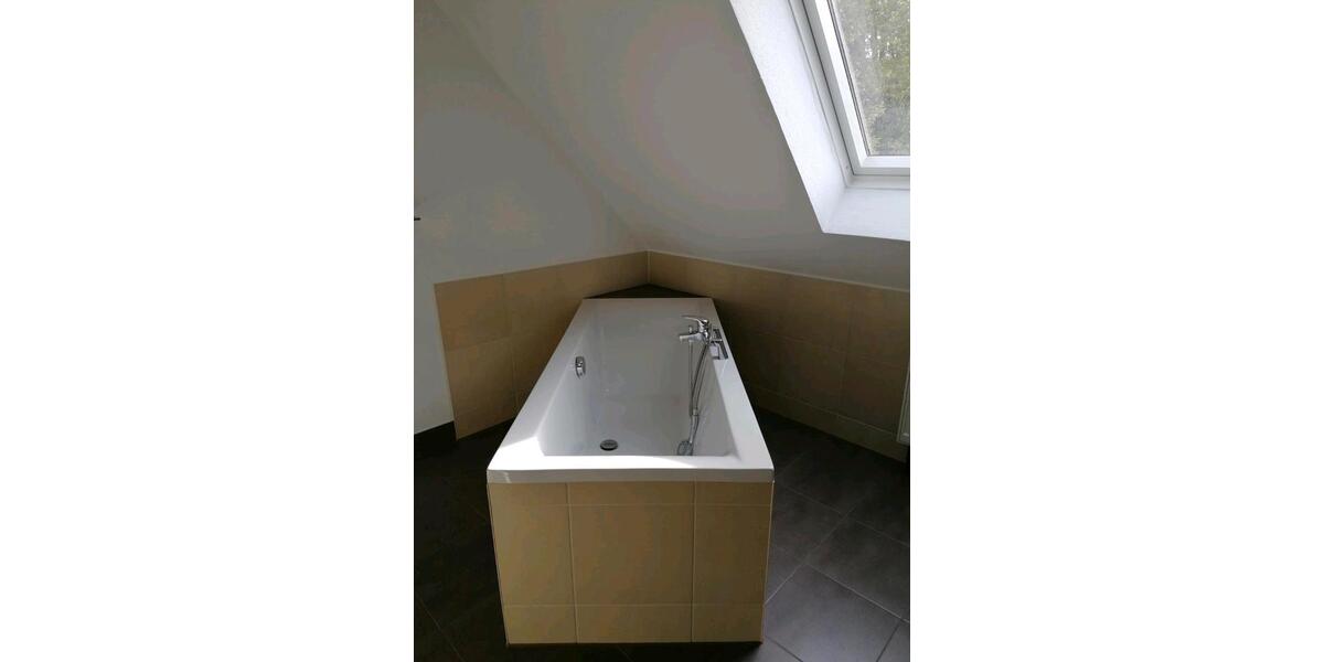 Dachgeschoßwohnung Löwenberger Land - 3 Zimmer, 75 m&sup2;, 980&euro; | Angebot:24848420