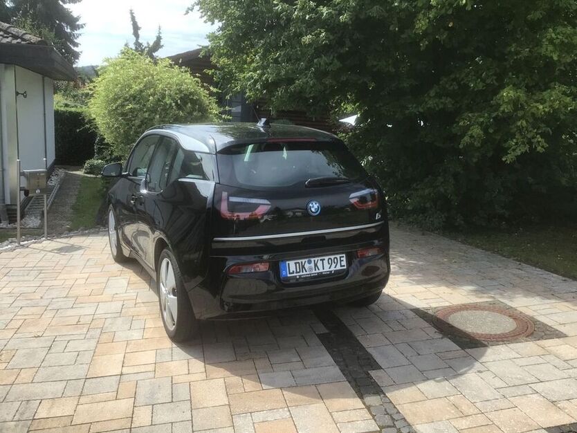 i3