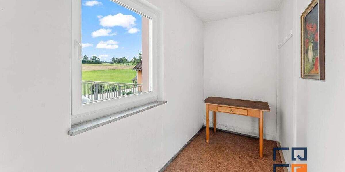 Behinderten und Rollstuhlgerechtes Mehrfamilienhaus mit Aufzug, Sonnenterrasse und großen Garten 9 zimmer