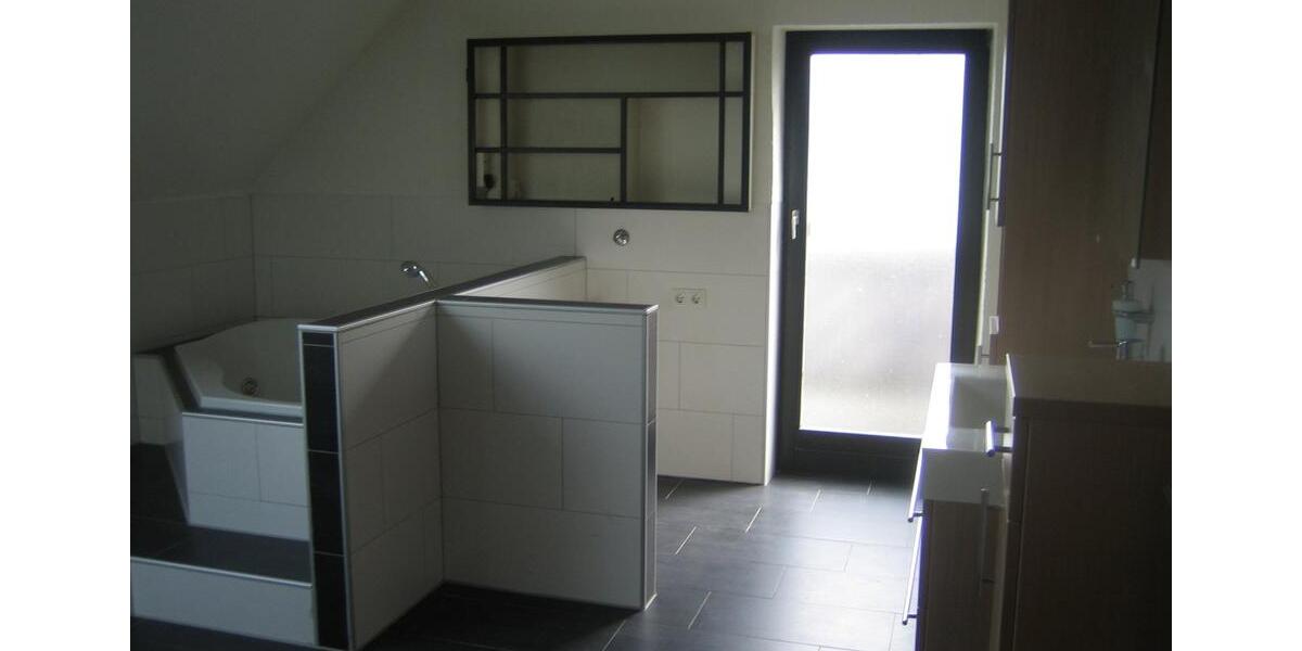 Mehrfamilienhaus, Wohnhaus Ellwangen (Jagst) - 12 Zimmer, 320 m&sup2;, 699.000&euro; | Angebot:26801432