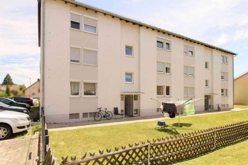 Wohnung zum Kaufen in Speichersdorf 164.900 € 64.33 m²