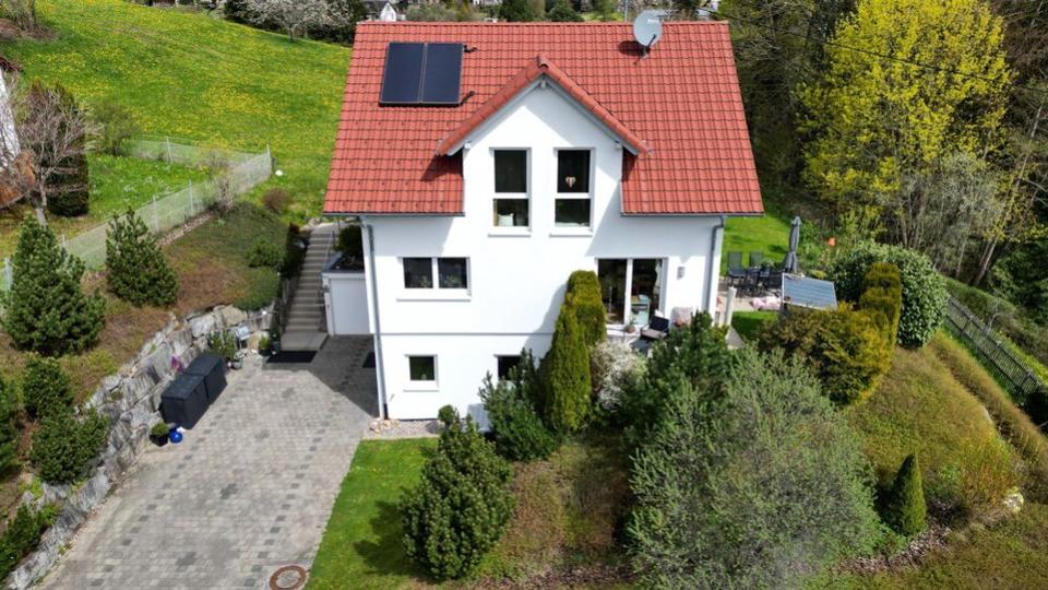Einfamilienhaus Balingen - 4 Zimmer, 170 m&sup2;, 495.000&euro; | Angebot:26313486