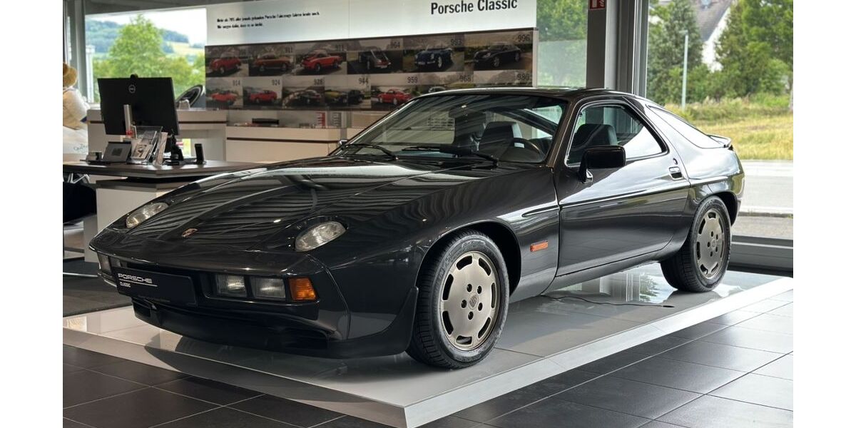 Porsche 928 11.560 km 99.928 &euro; Hilzingen 78247