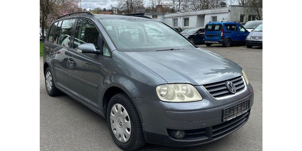 VW Touran 220.000 km 1.799 &euro; Tübingen 72074