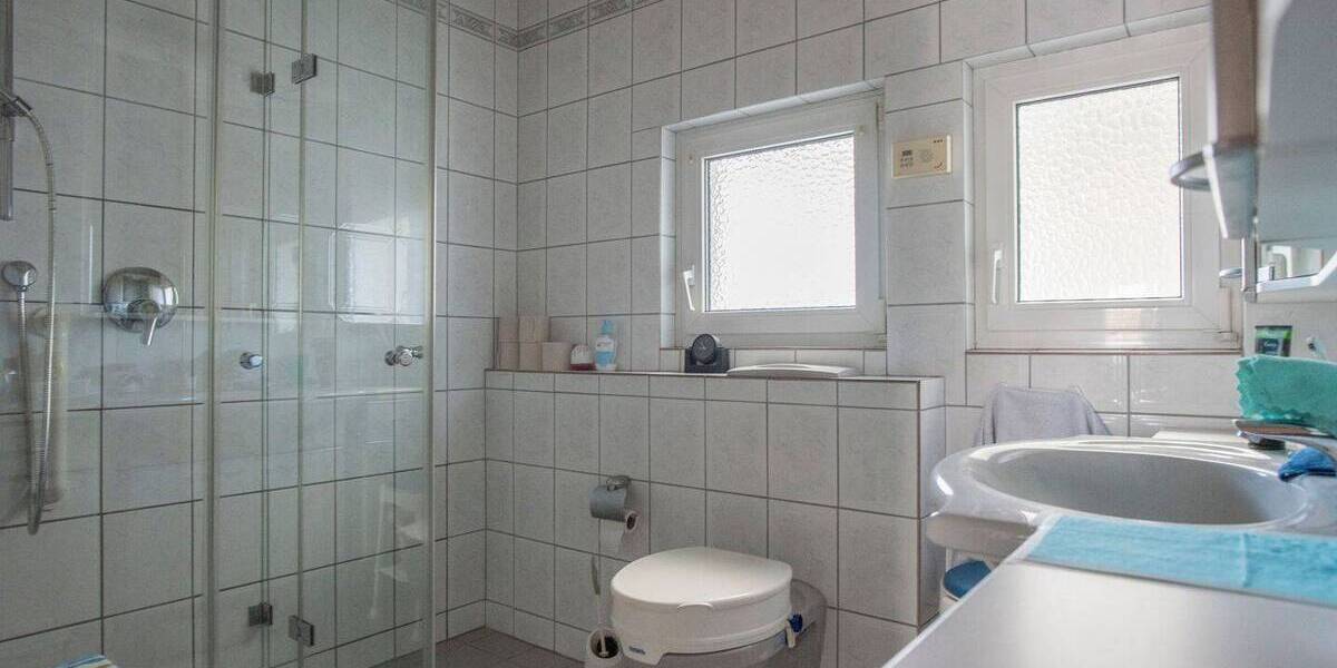 Einfamilienhaus Hungen Villingen - 7 Zimmer, 135 m&sup2;, 245.000&euro; | Angebot:26359752