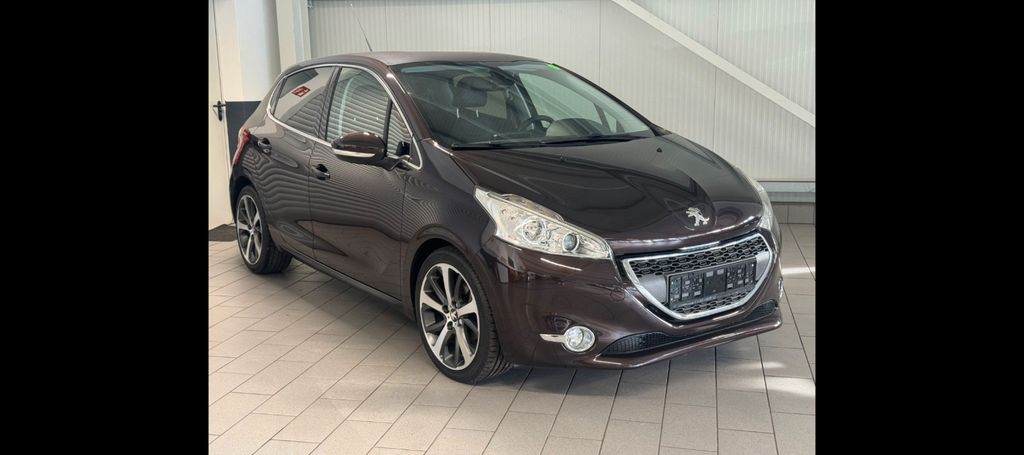 Peugeot 208 98.000 km 6.990 &euro; Brey 56321