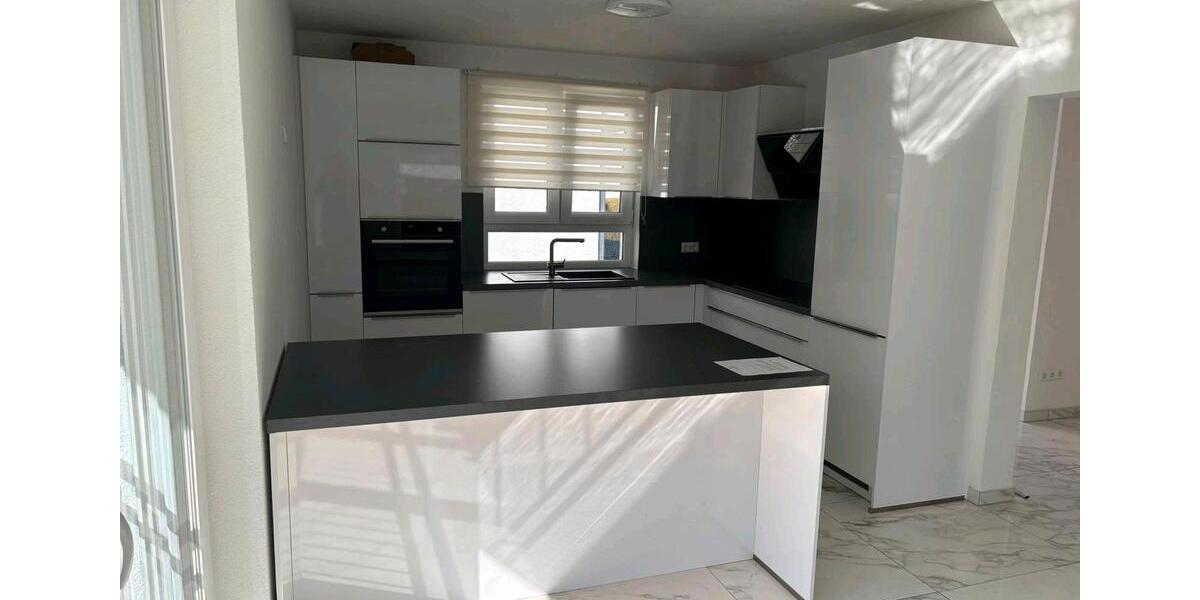 Doppelhaushälfte Reutlingen Reutlingen-Betzingen - 5 Zimmer, 160 m&sup2;, 2.400&euro; | Angebot:26611082