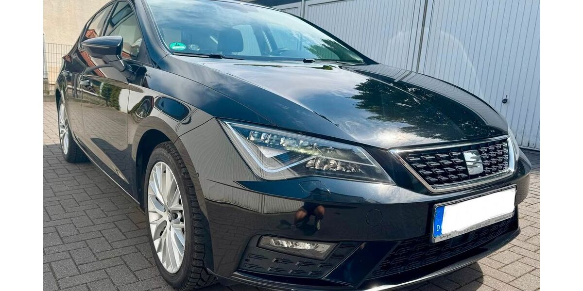 Seat Leon 79.300 km 13.299 &euro; Castrop-Rauxel 44575