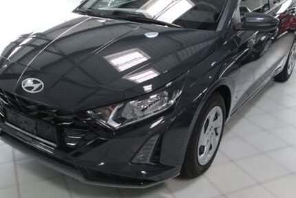 Hyundai i20 14.312 km 16.990 &euro; Hamburg 22525