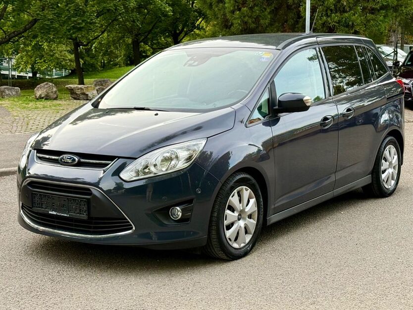 Ford Grand C-Max 163.000 km 4.780 € Stuttgart 70469