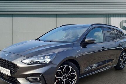 Ford Focus 62.300 km 19.980 &euro; Hoyerswerda 02977