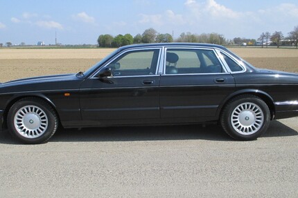 Jaguar X-Type 203.000 km 5.600 € Knittelsheim 76879