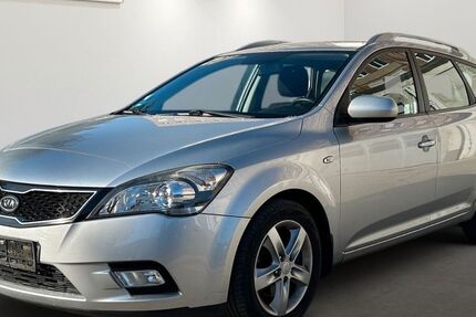 Kia ceed Sportswagon 155.197 km 3.699 € Berlin 12681