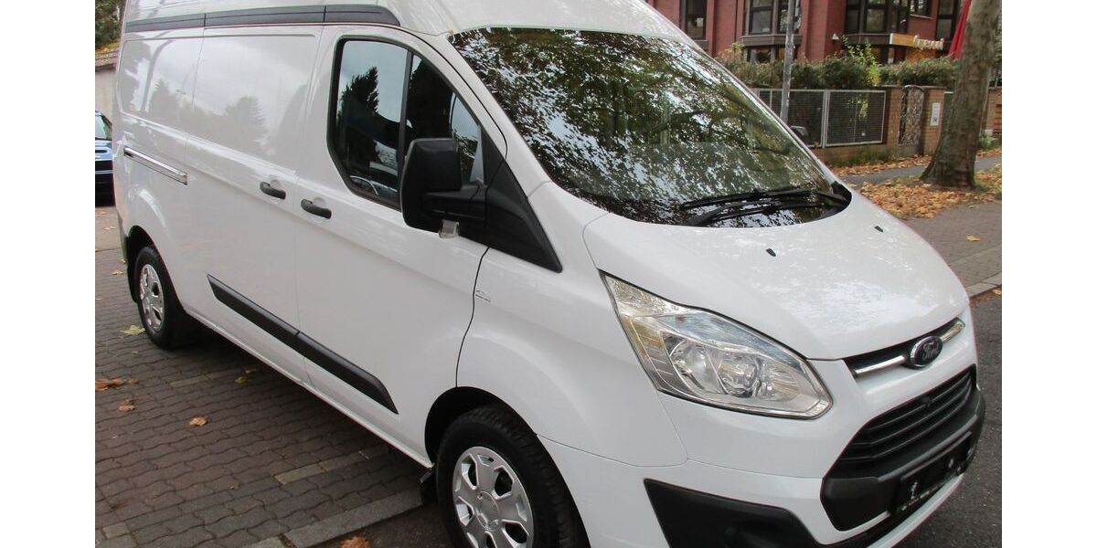 Ford Transit Custom 225.000 km 8.950 &euro; Berlin 12357