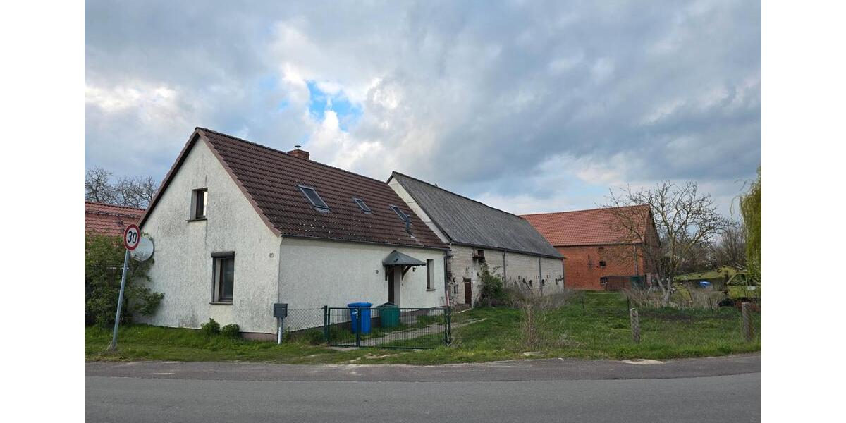 Einfamilienhaus Schönhausen (Elbe) - 5 Zimmer, 105 m&sup2;, 850&euro; | Angebot:26326534