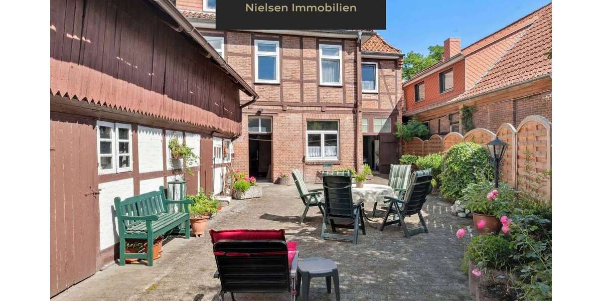 Einfamilienhaus Rotenburg - 10 Zimmer, 245 m&sup2;, 425.000&euro; | Angebot:23555987