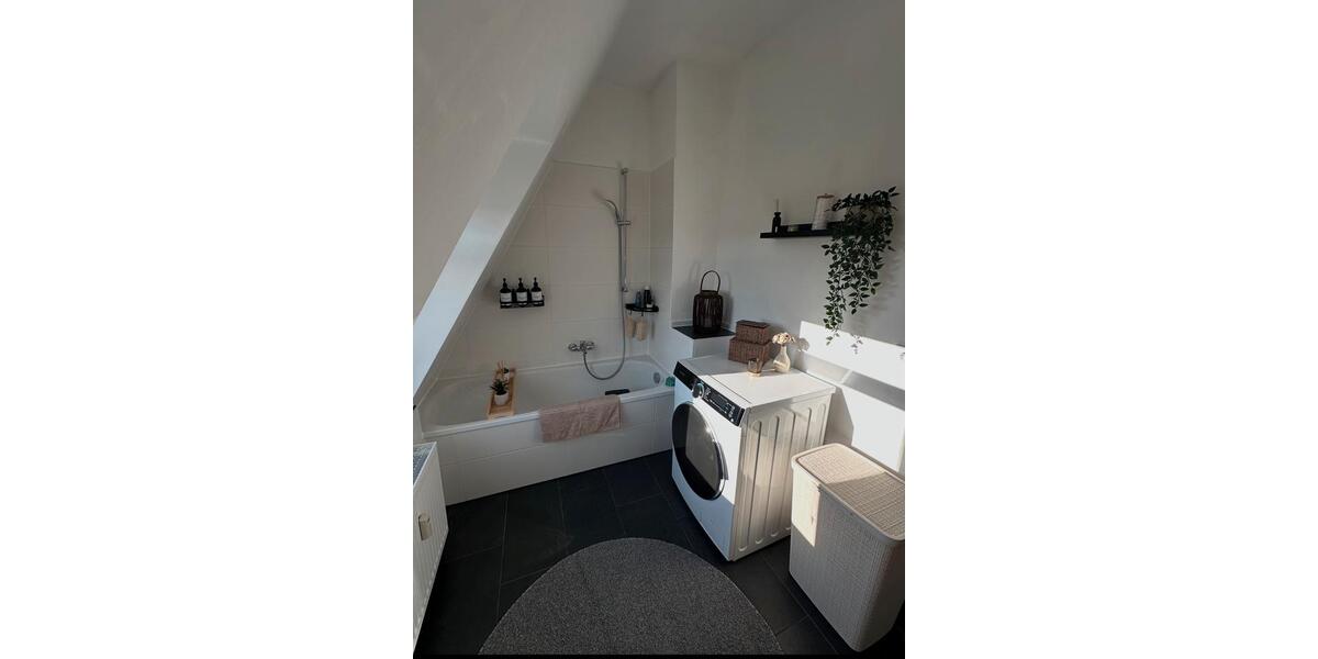 Dachgeschoßwohnung Leipzig Nord - 3 Zimmer, 50 m&sup2;, 600&euro; | Angebot:25418637