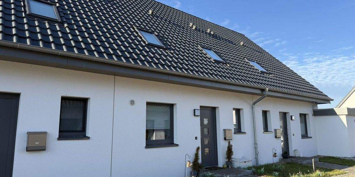 Etagenwohnung Schwarzenbek Bölkau - 4 Zimmer, 107 m&sup2;, 1.400&euro; | Angebot:25069401