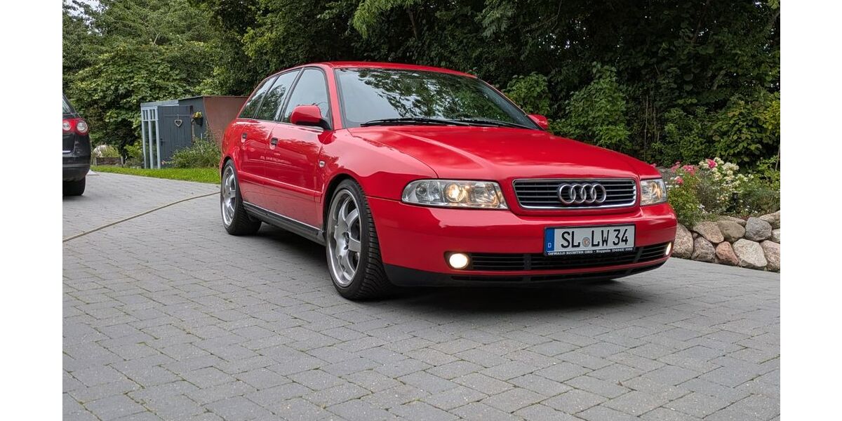Audi A4 513.000 km 2.490 &euro; Stoltebüll 24409