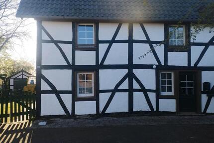 Haus Much - 7 Zimmer, 140 m&sup2;, 1.150&euro; | Angebot:25051631