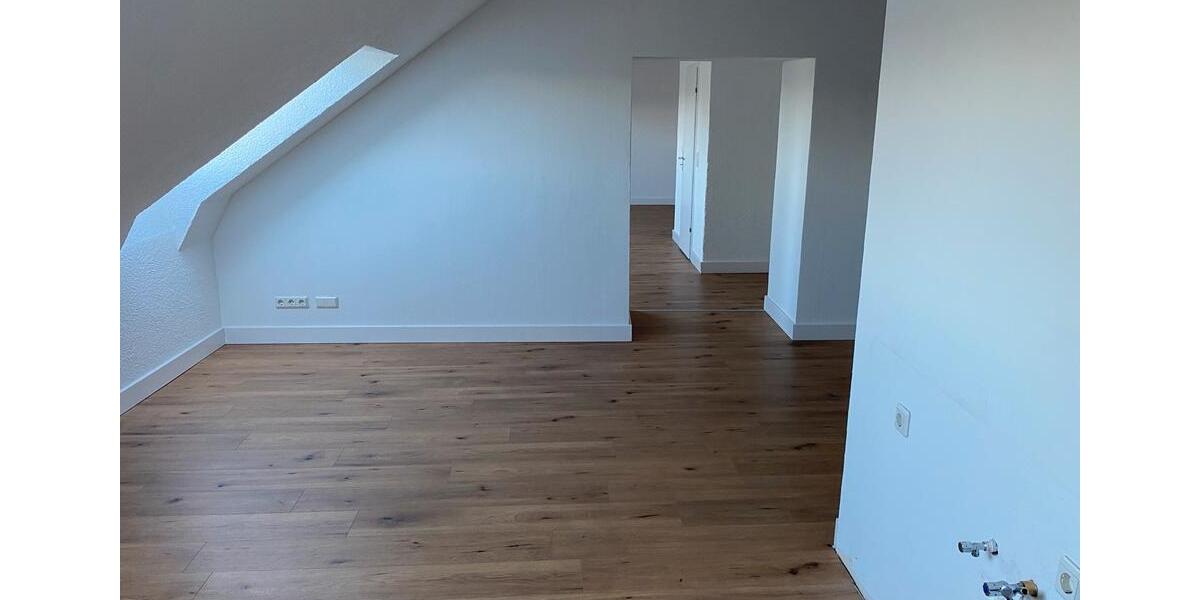 3 zkb Dachwohnung,gerne mit Hunden Haustieren 3 zimmer