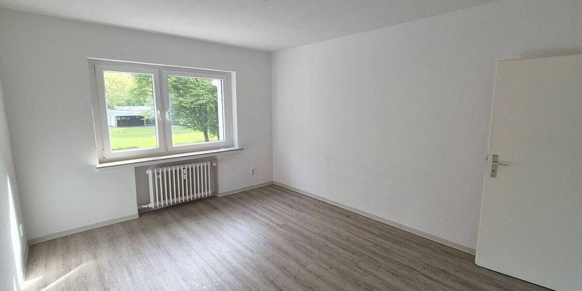 Etagenwohnung Bonn Pennenfeld - 2 Zimmer, 55 m&sup2;, 563&euro; | Angebot:26433521