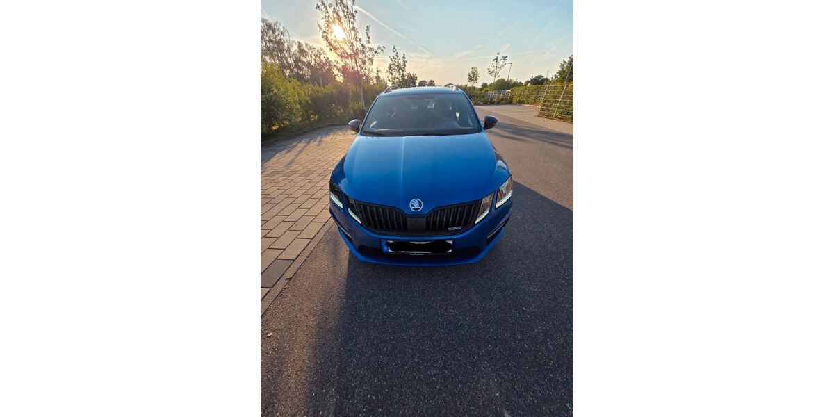 Skoda Octavia 163.000 km 16.200 &euro; Buggingen 79426
