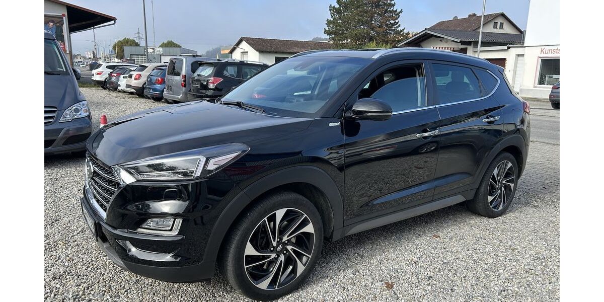 Hyundai TUCSON 191.900 km 15.900 &euro; Altdorf / Landshut 84032