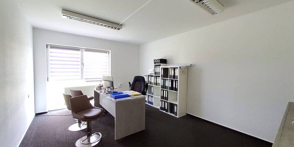 Gewerbeobjekt Perl Besch - 4 Zimmer, 130 m&sup2;, 550.000&euro; | Angebot:25770623