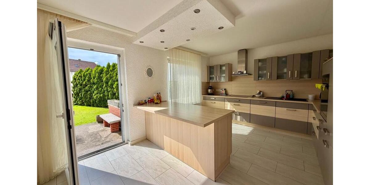 Mehrfamilienhaus, Wohnhaus Hameln Kernstadt - 8 Zimmer, 177 m&sup2;, 365.000&euro; | Angebot:26874565