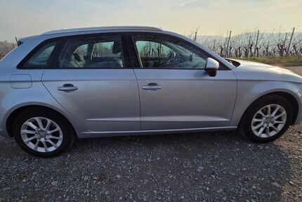 Audi A3 34.000 km 12.800 &euro; Erlenbach 74235
